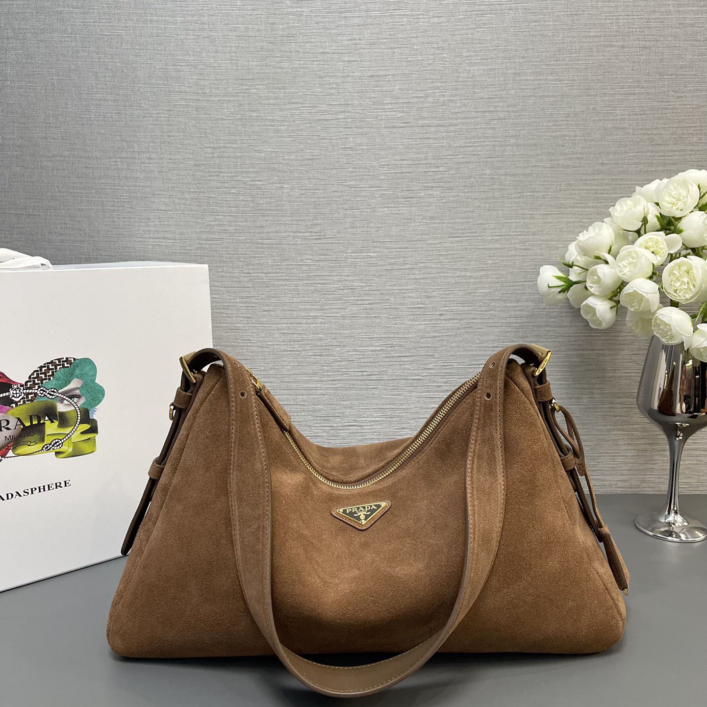 Pra*a top handle bags